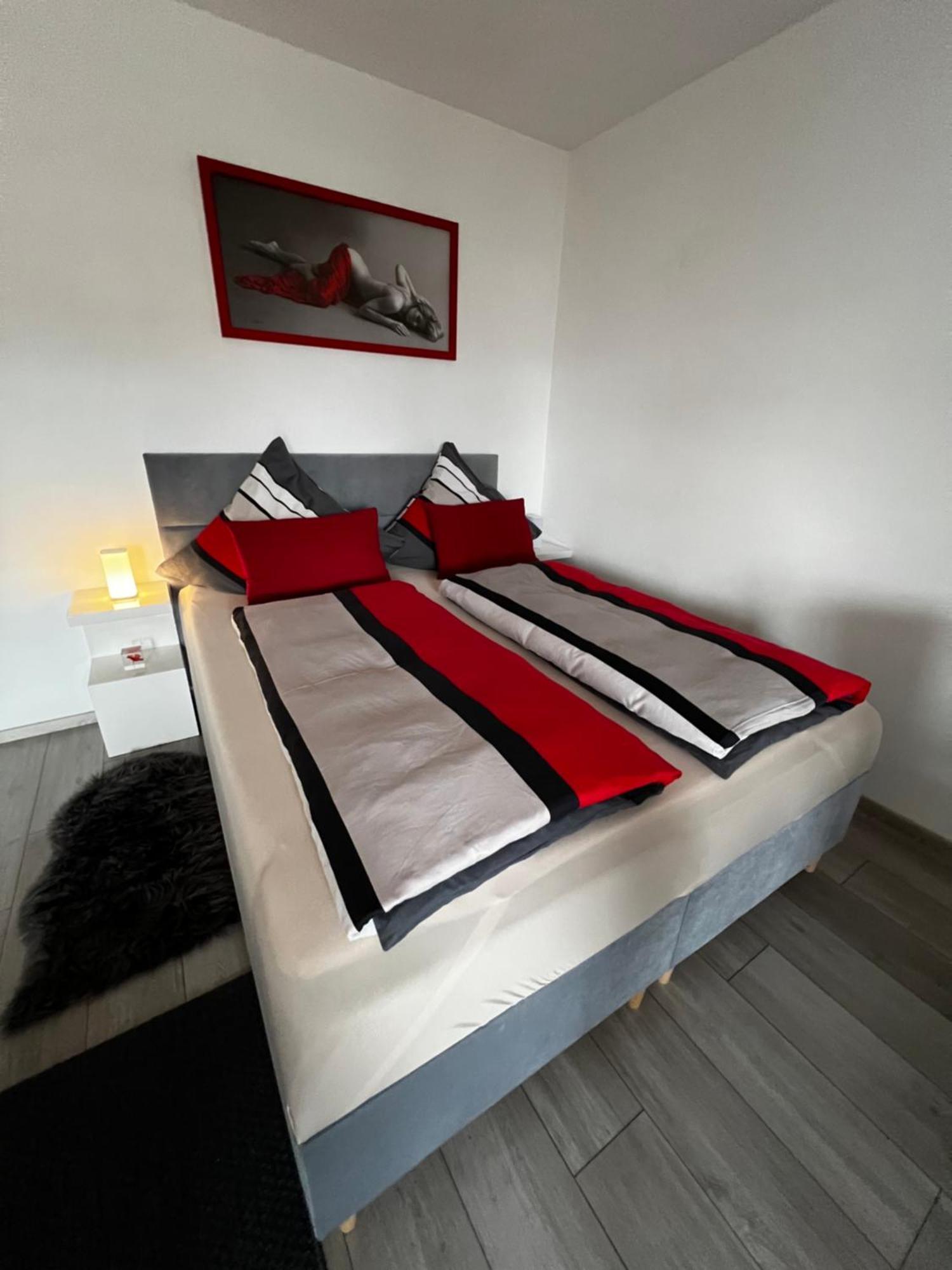 Modern Apartment Augsburg Buitenkant foto